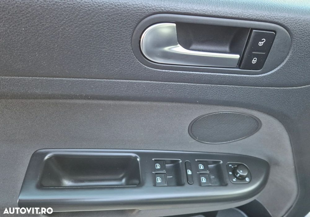 Volkswagen Golf 1.6 TDI BlueMotion Technology Comfortline - 15