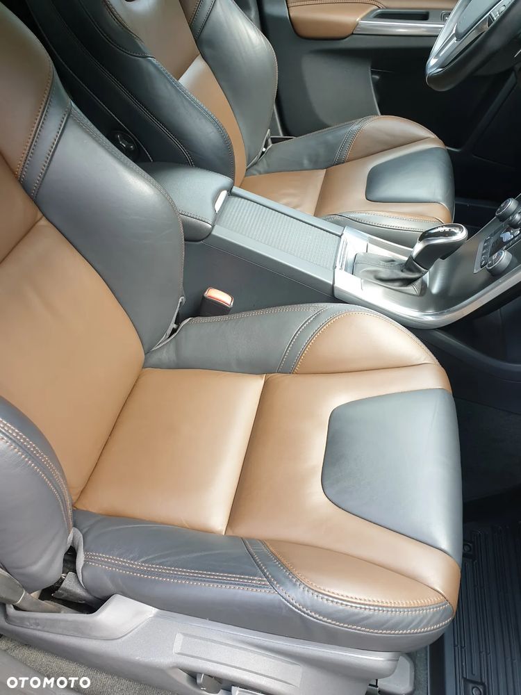 Volvo XC 60 T6 AWD Summum - 15