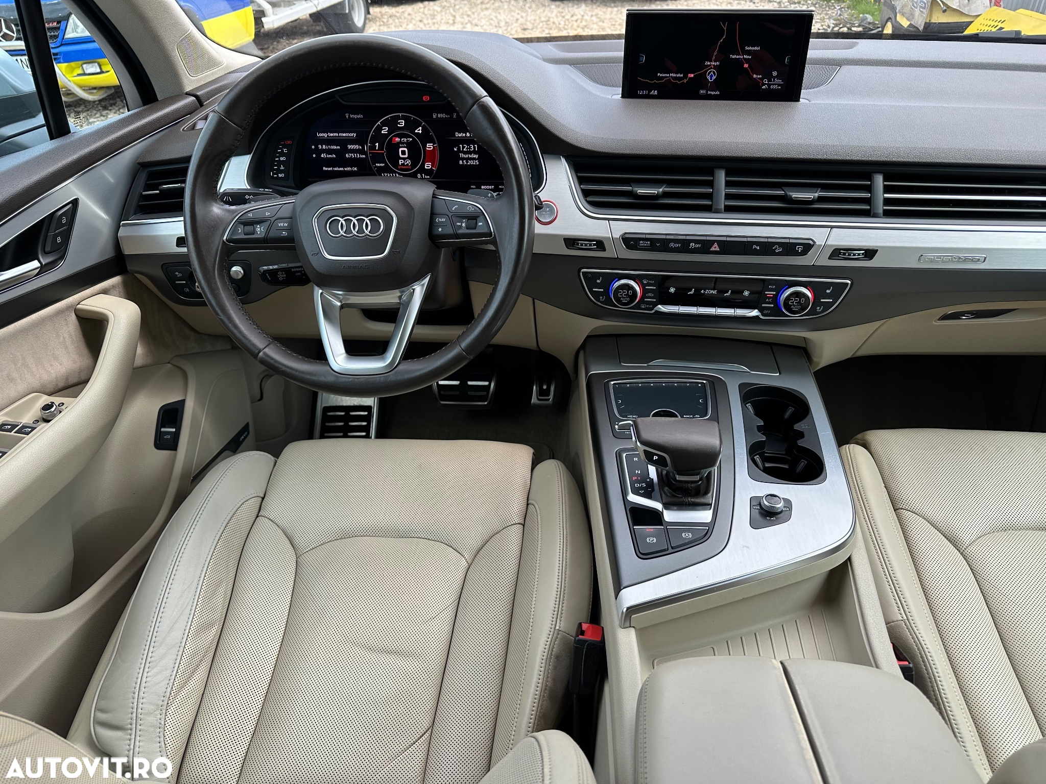 Audi SQ7 TDI quattro tiptronic - 13