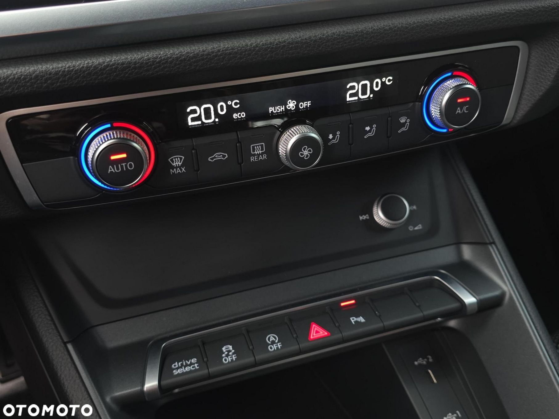 Audi Q3 - 22