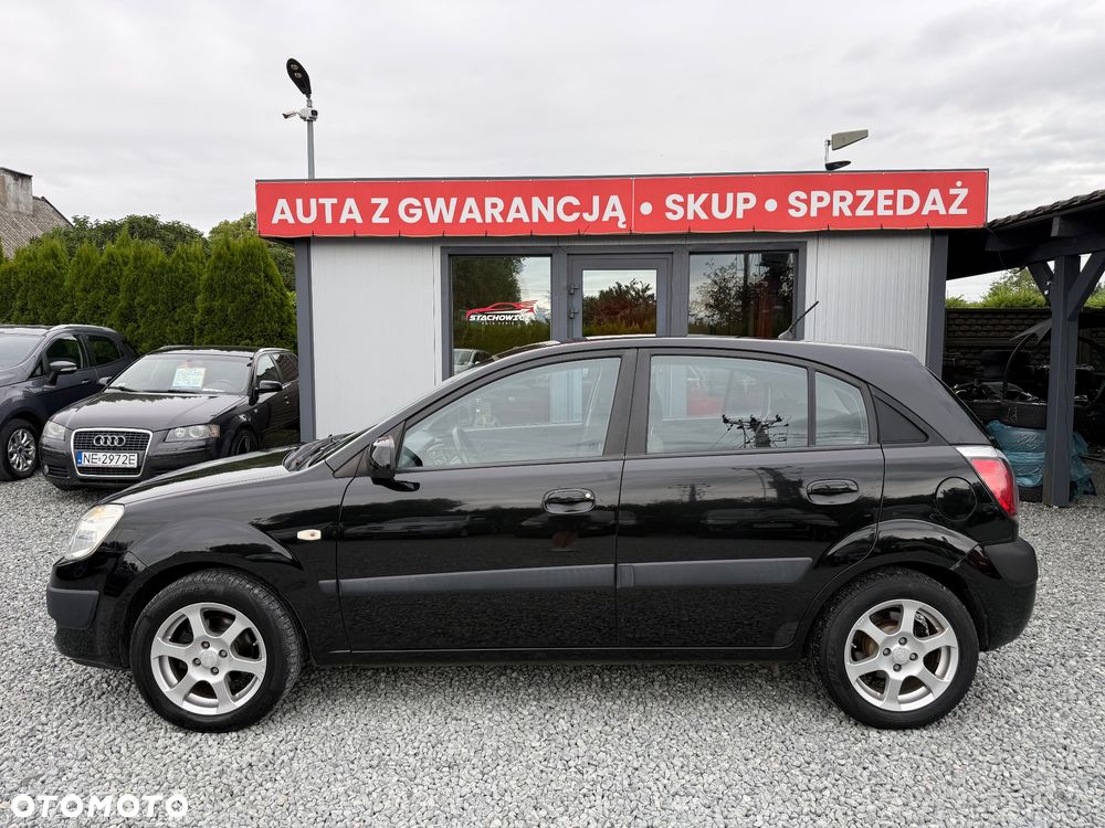 Kia Rio - 3