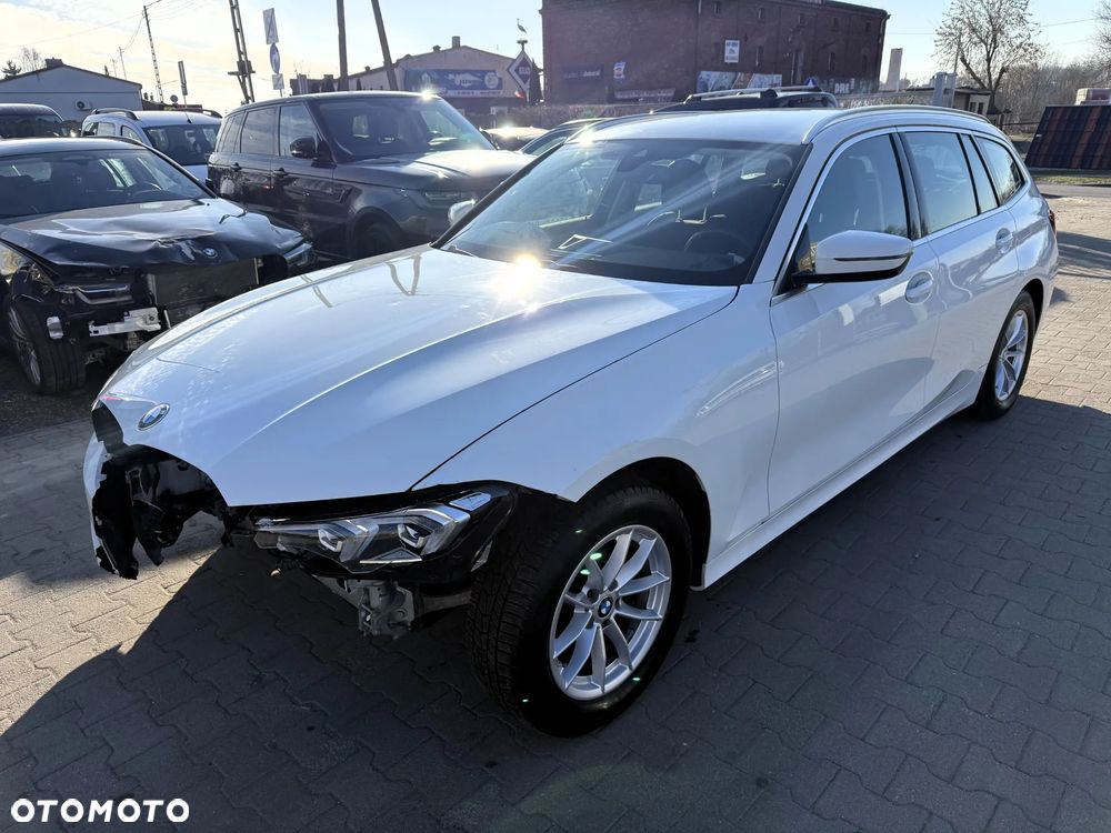 BMW Seria 3 318d Sport Line - 6