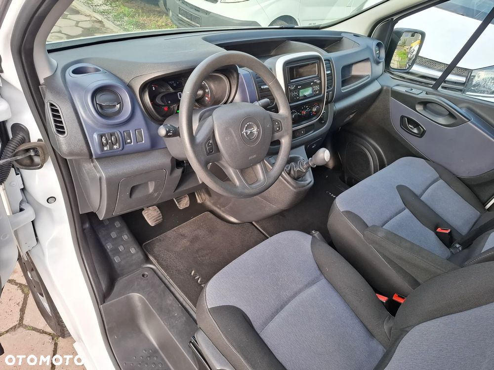 Opel Vivaro 2018 L2H2 MAXI *jedynie 77tys przebiegu* klima 3osobowy - 17