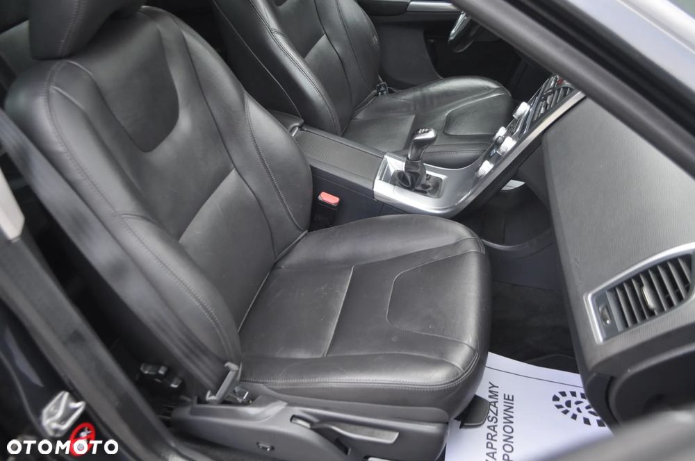 Volvo XC 60 D3 Momentum - 23