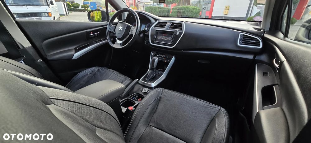Suzuki SX4 S-Cross 1.6 Premium Plus 4WD CVT - 29