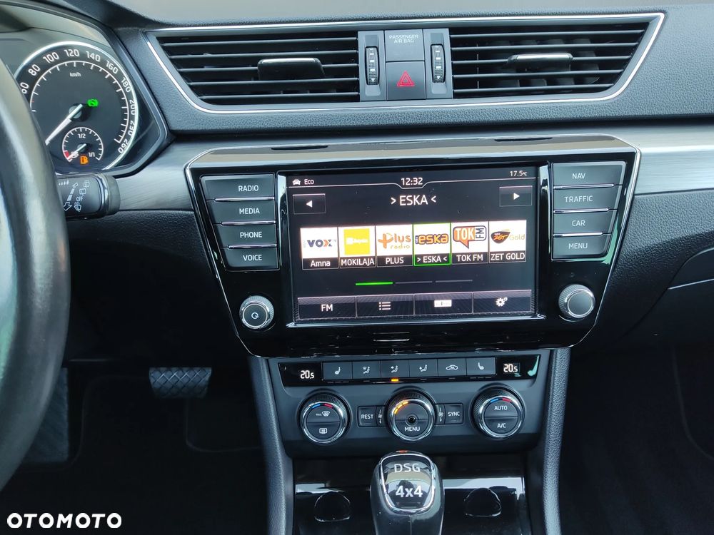 Skoda Superb 2.0 TSI 4x4 DSG Sportline - 36