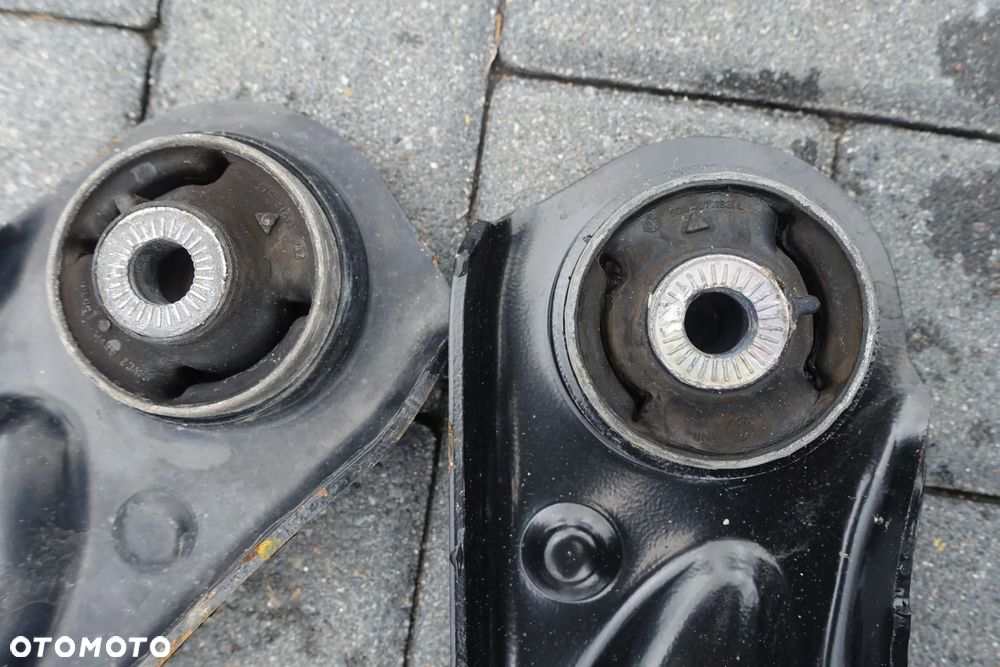 WAHACZ LEWY PRAWY PRZÓD GOLF VII 17r. 5Q0 - 3