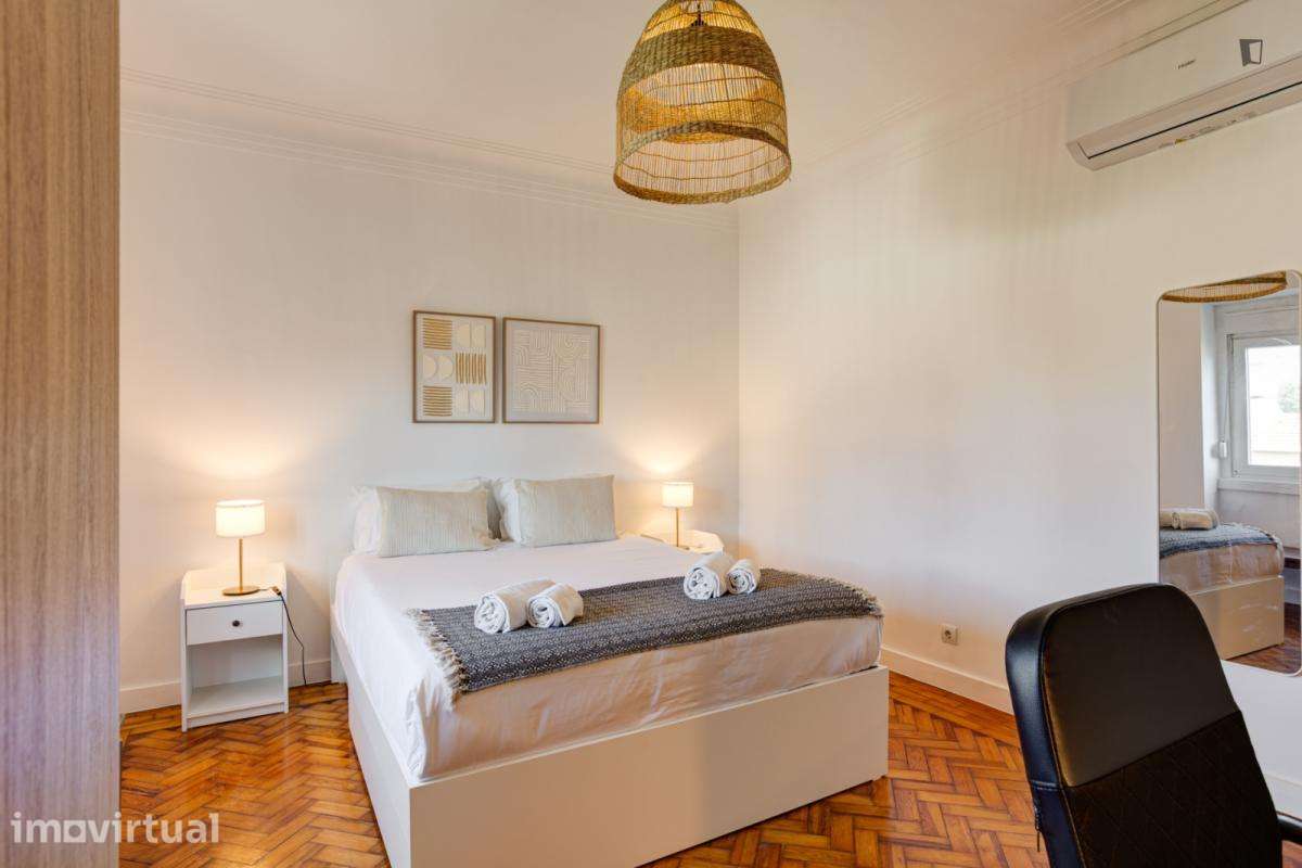 Apartamento com 4 quartos - localizado em Roma-Areeiro Lisbon - Grande imagem: 2/38