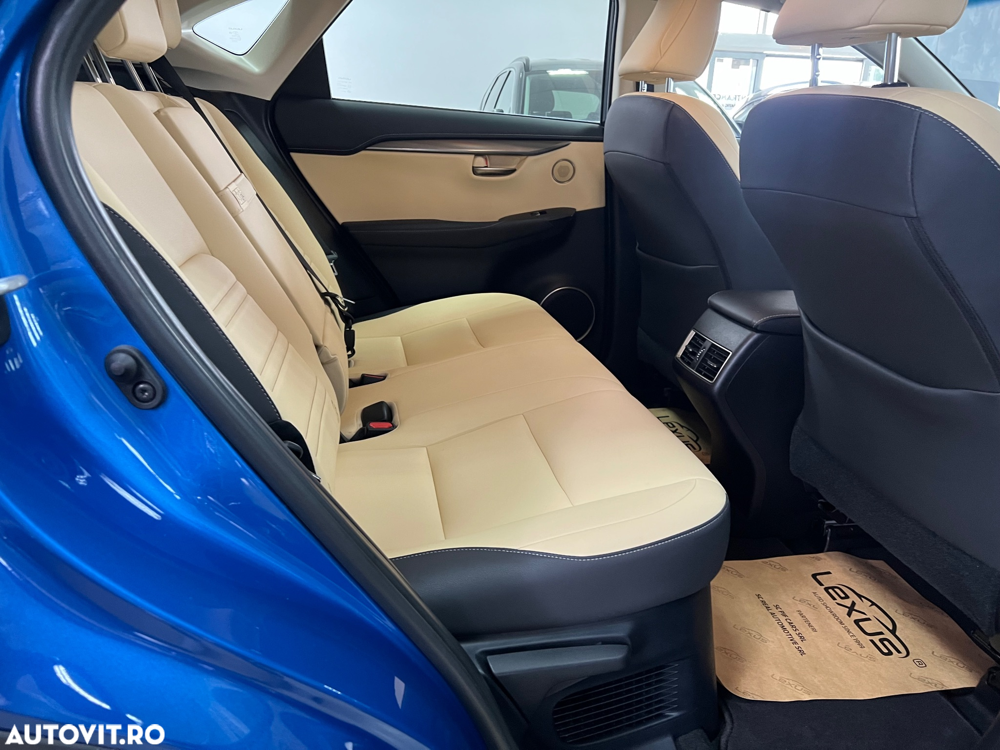 Lexus Seria NX 300h AWD Business - 5