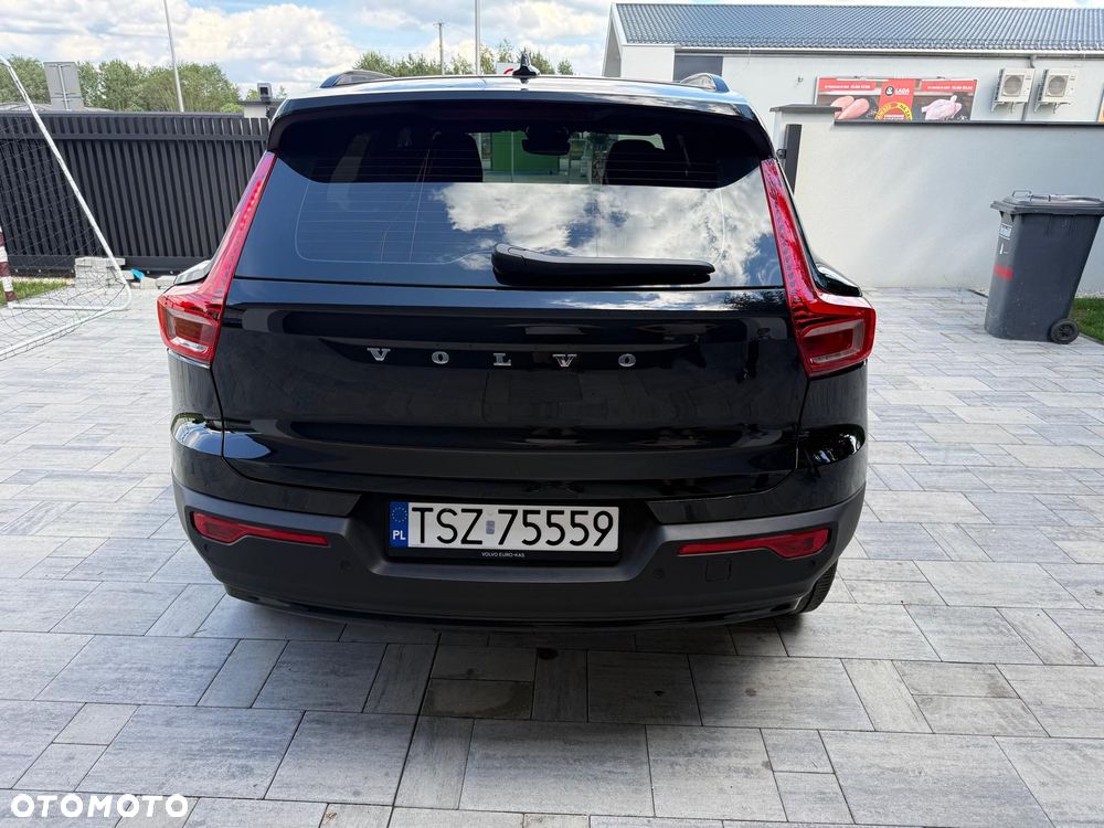 Volvo XC 40 B3 Plus Dark - 8