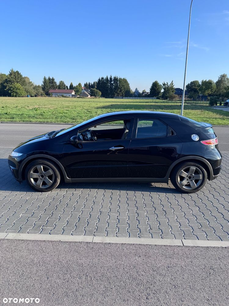 Honda Civic 1.8 Executive - 8
