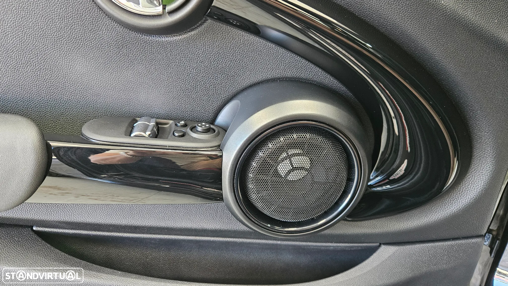 MINI 3 Portas John Cooper Works Auto Desportiva - 30
