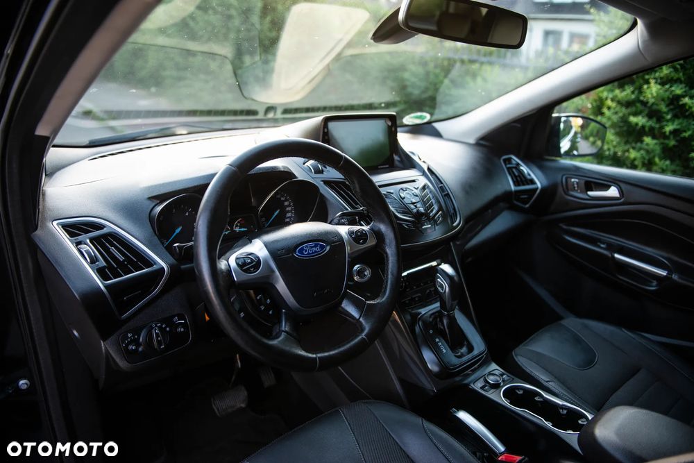 Ford Kuga 2.0 TDCi 4x4 Titanium - 20