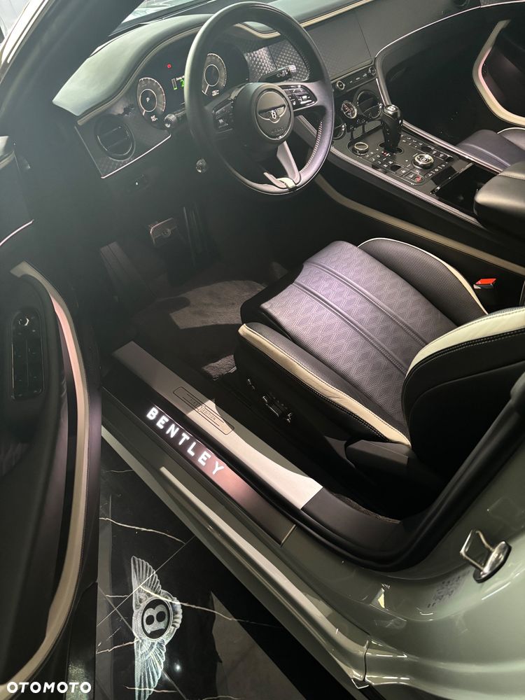 Bentley Continental GT - 5