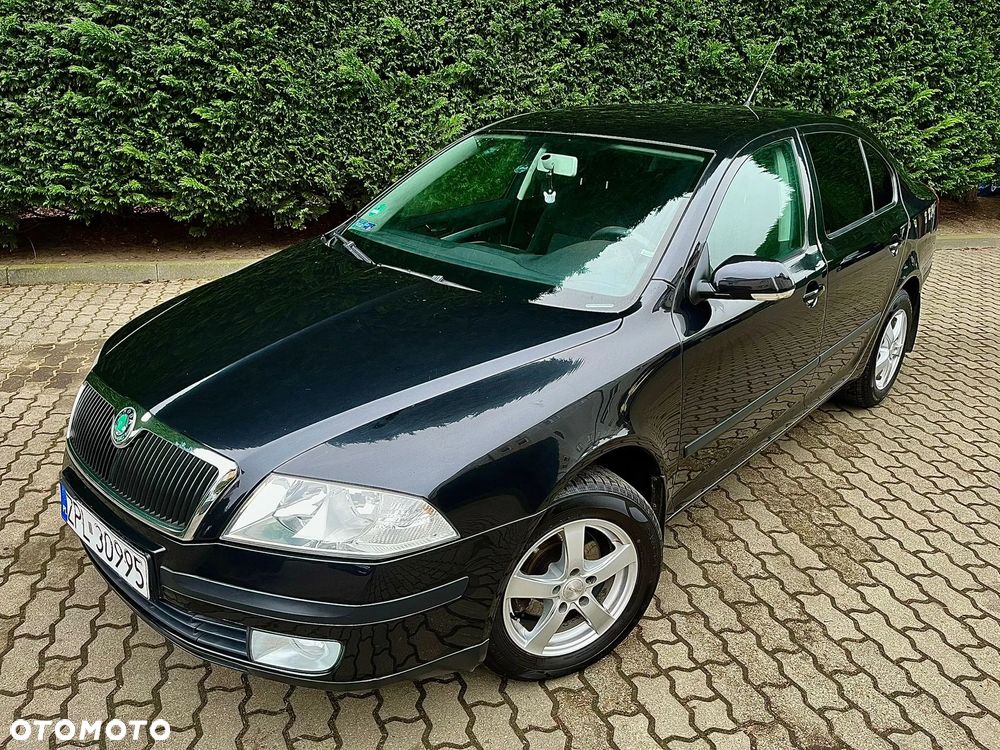 Skoda Octavia 1.6 Ambiente - 6
