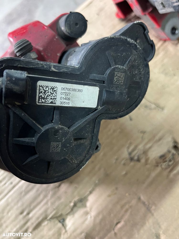 Etrieri electrici spate Maserati Levante 2017 - 4