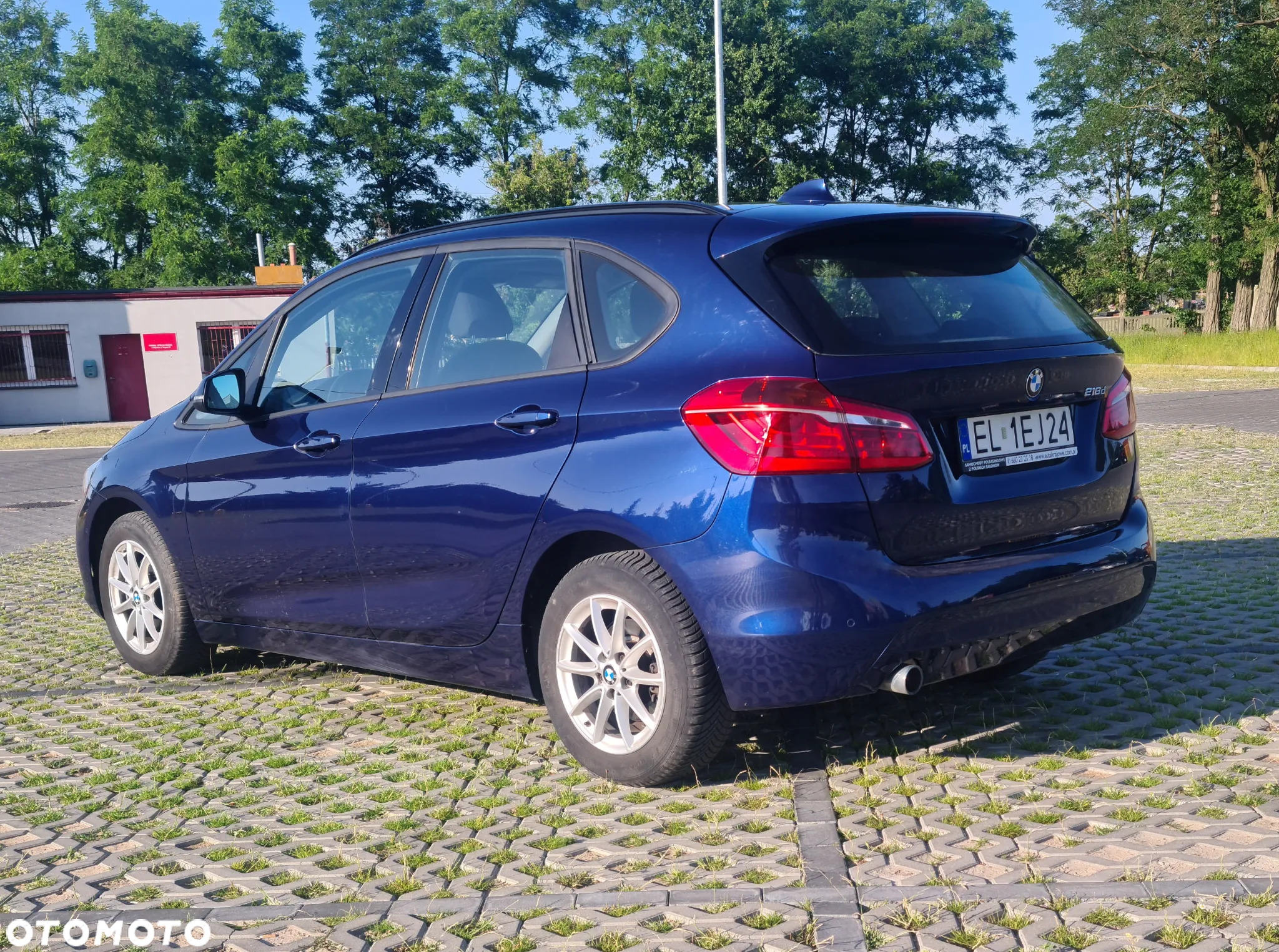 BMW Seria 2 216d - 6