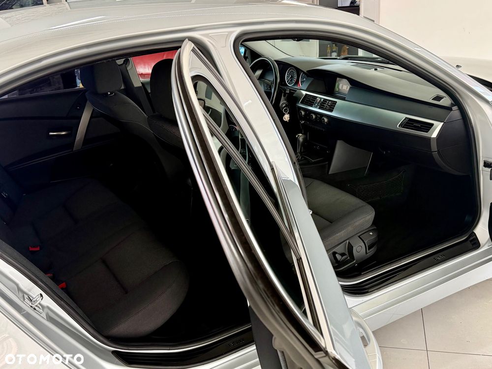 BMW Seria 5 - 24