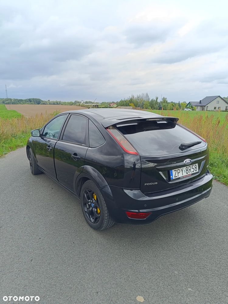 Ford Focus - 35