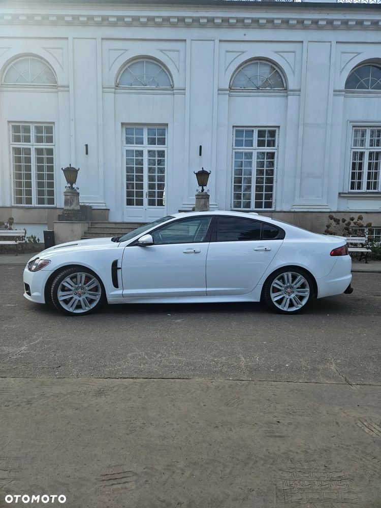 Jaguar XF XFR - 6