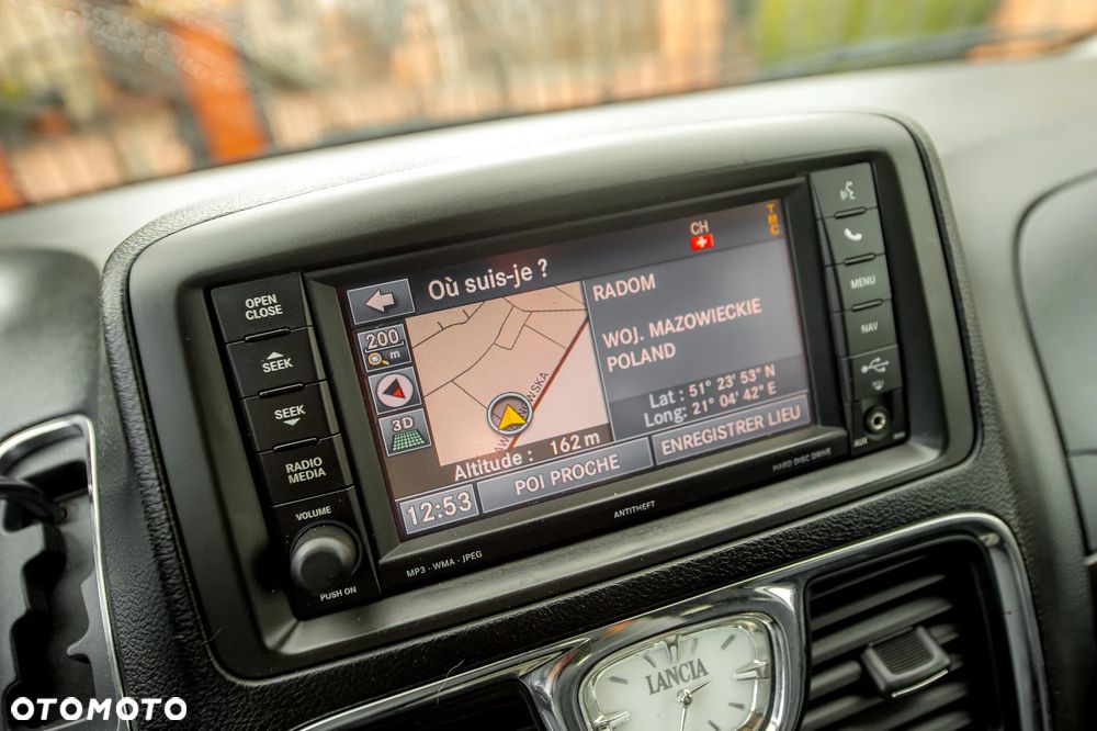 Lancia Voyager 2.8 CRD16v Gold - 33