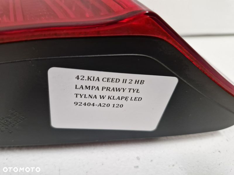 KIA CEED II 2 HB LAMPA PRAWY TYŁ TYLNA W KLAPĘ LED 92404-A20 - 4