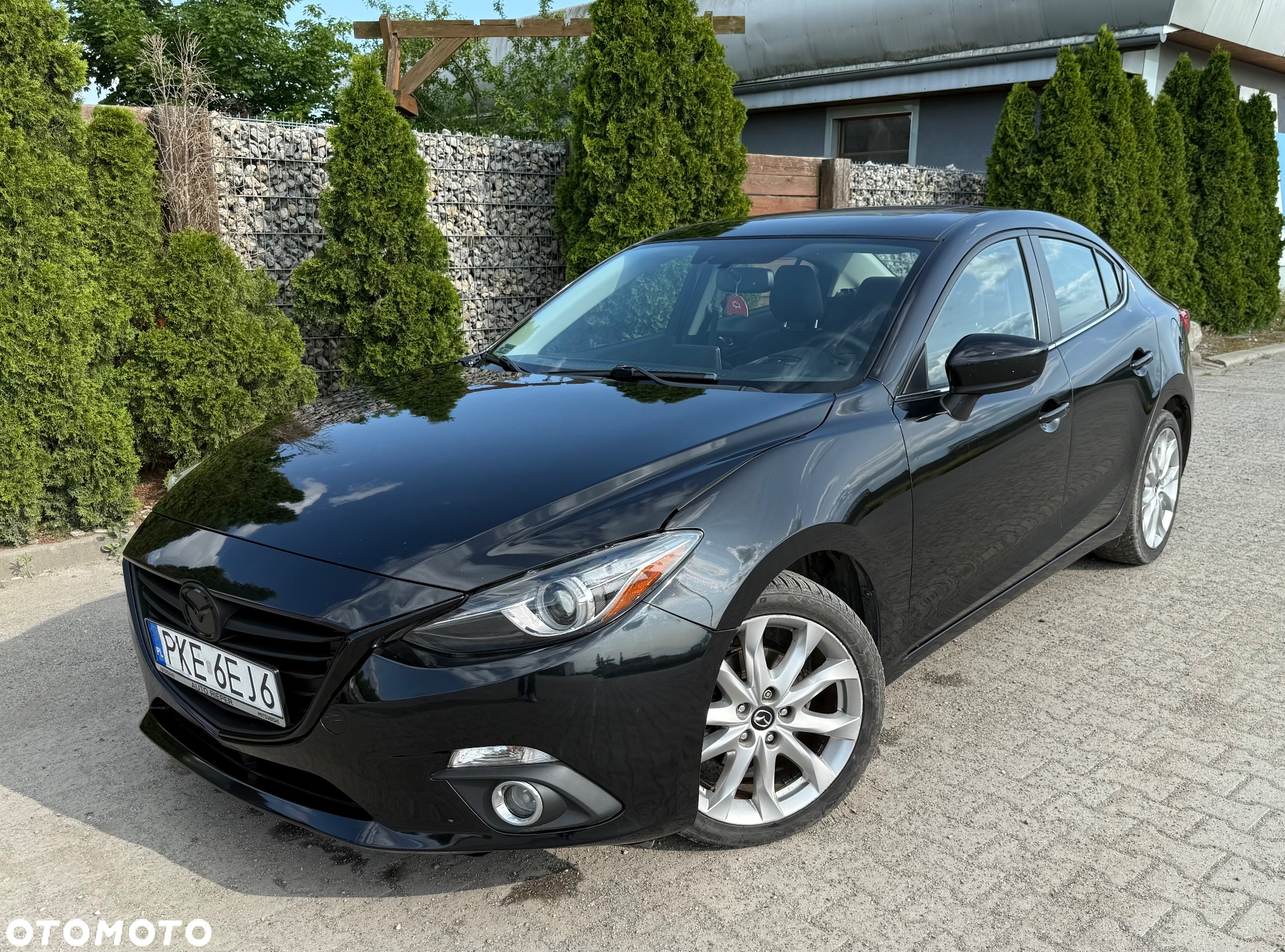 Mazda 3 - 4
