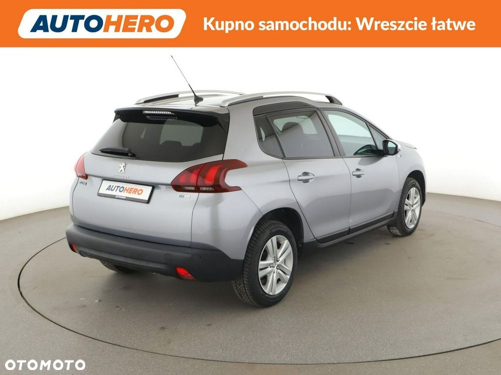 Peugeot 2008 1.2 Pure Tech Style S&S - 8