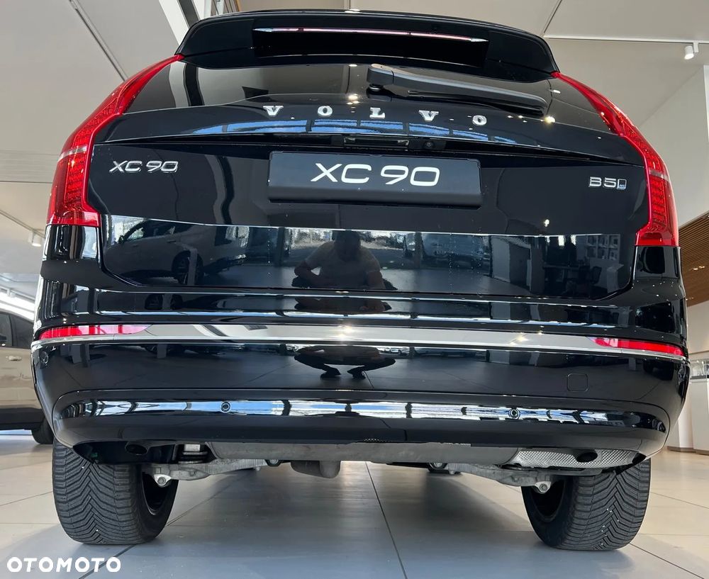 Volvo XC 90 B5 D AWD Ultimate Dark 7os - 4