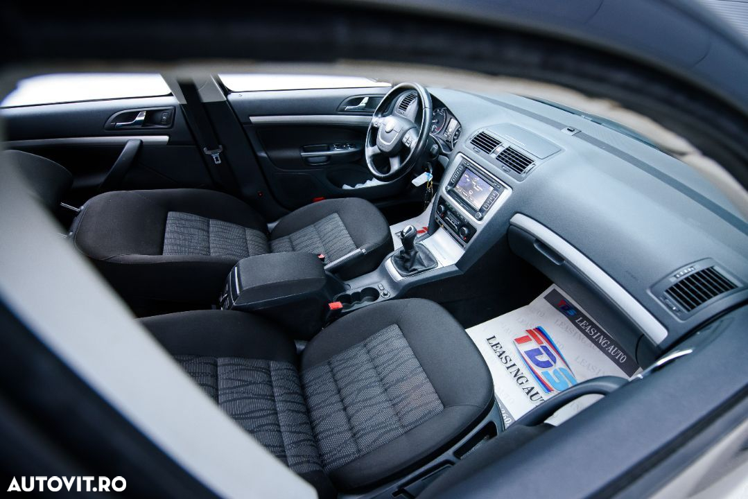 Skoda Octavia 1.2 TSI ELEGANCE - 14