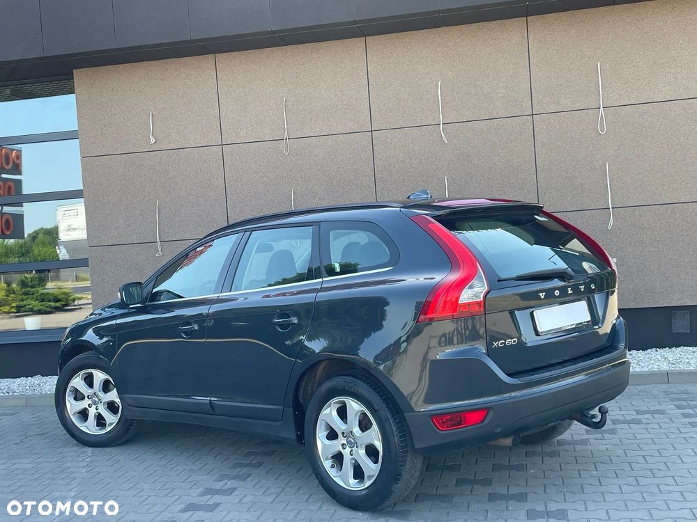 Volvo XC 60 D5 AWD Summum - 5