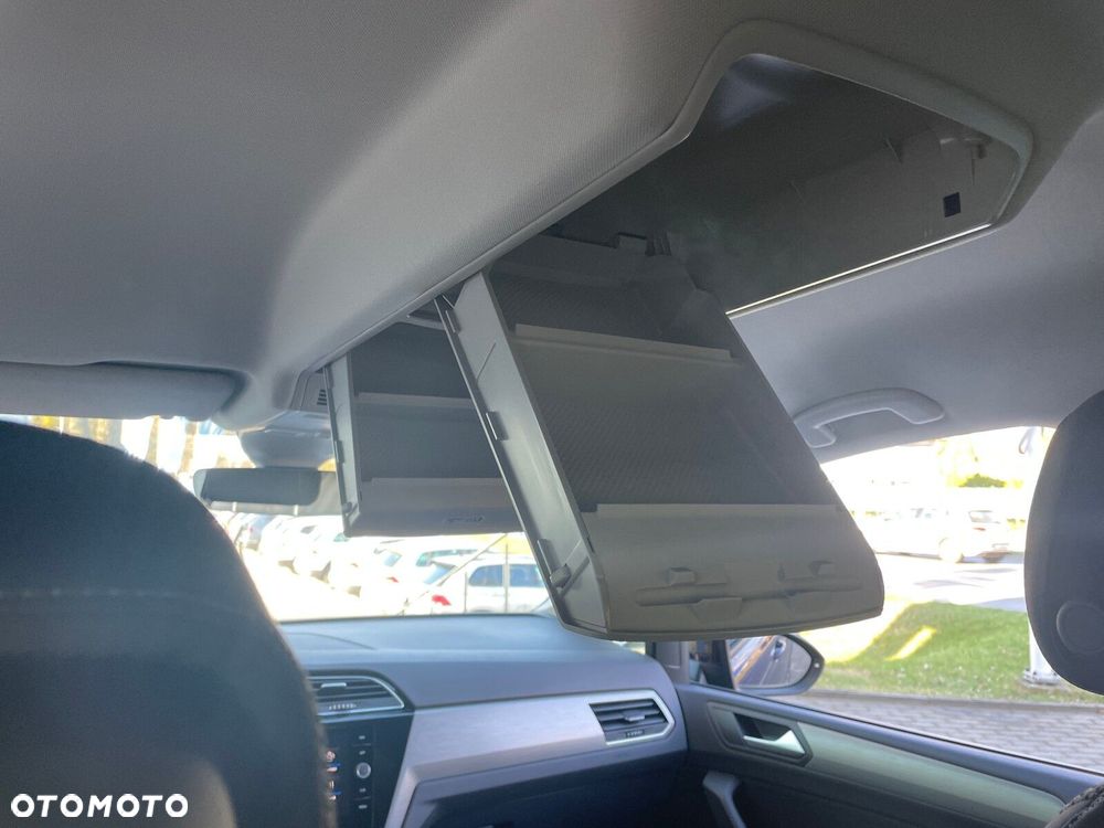 Volkswagen Touran 1.5 TSI EVO Comfortline Plus DSG - 31