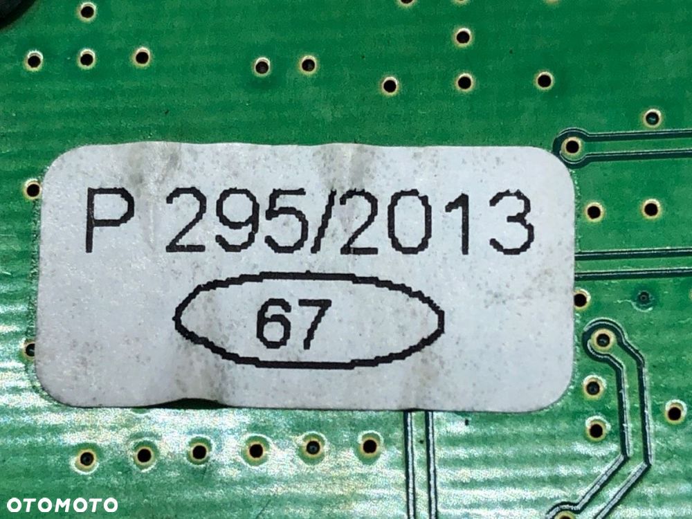 LAMPKA SUFITOWA - 49.00 PLN - MASERATI QUATTROPORTE VI 2012 - 2022 3.0 S Q4 302 kW [411 KM] benzyna - 6