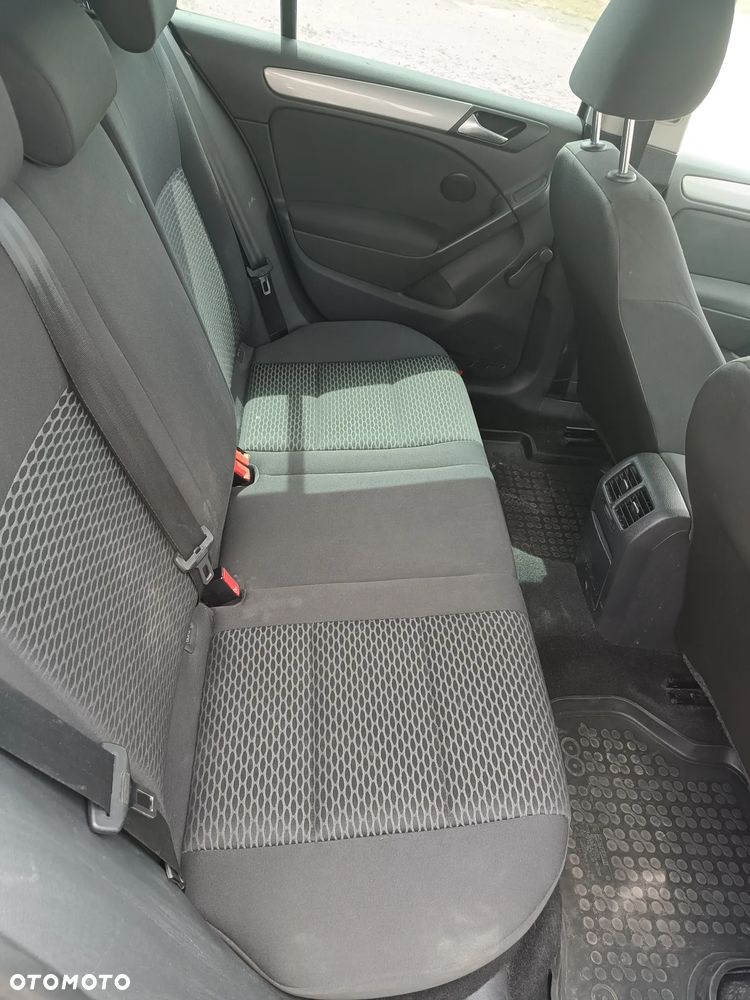 Volkswagen Golf 1.6 TDI DPF BlueMotion Technology Trendline - 6