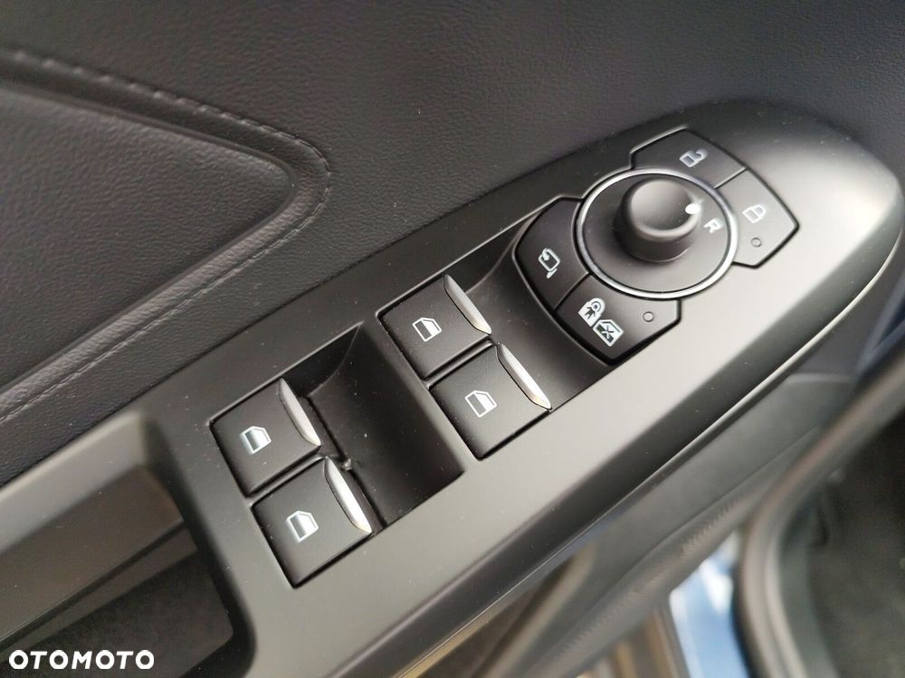 Ford Focus - 11