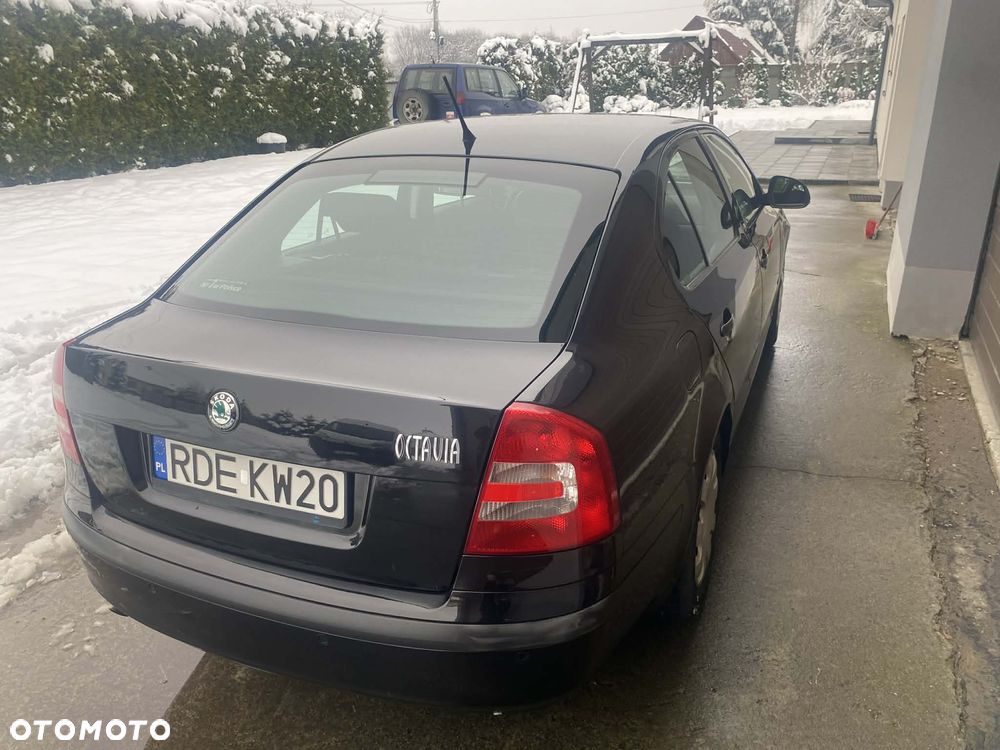 Skoda Octavia 1.6 - 6