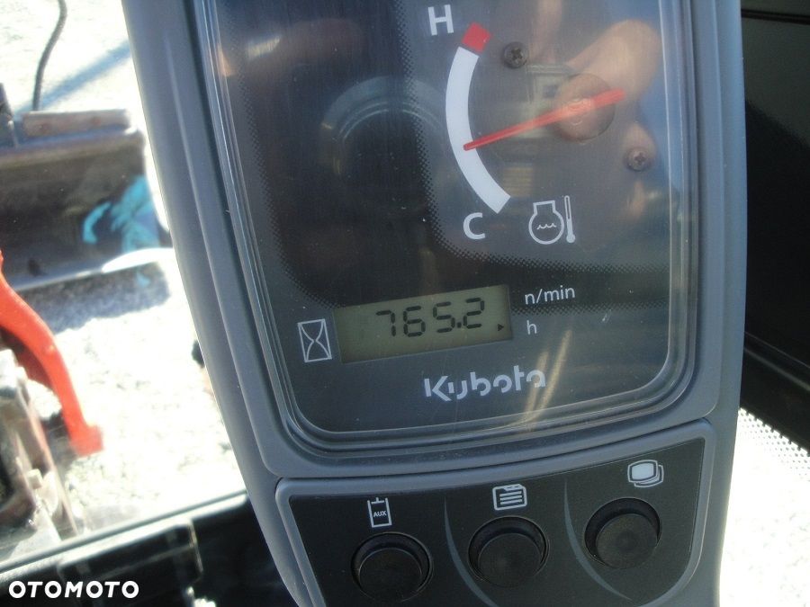 Kubota KX019-4 z przyczepą  Minikoparka ROKU 2015 - 5