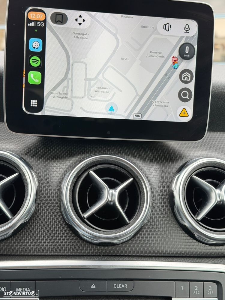 Mercedes-Benz GLA 180 d Style - 16