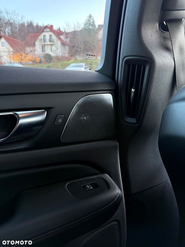 Volvo V60 T8 AWD Twin Engine Geartronic Inscription - 20