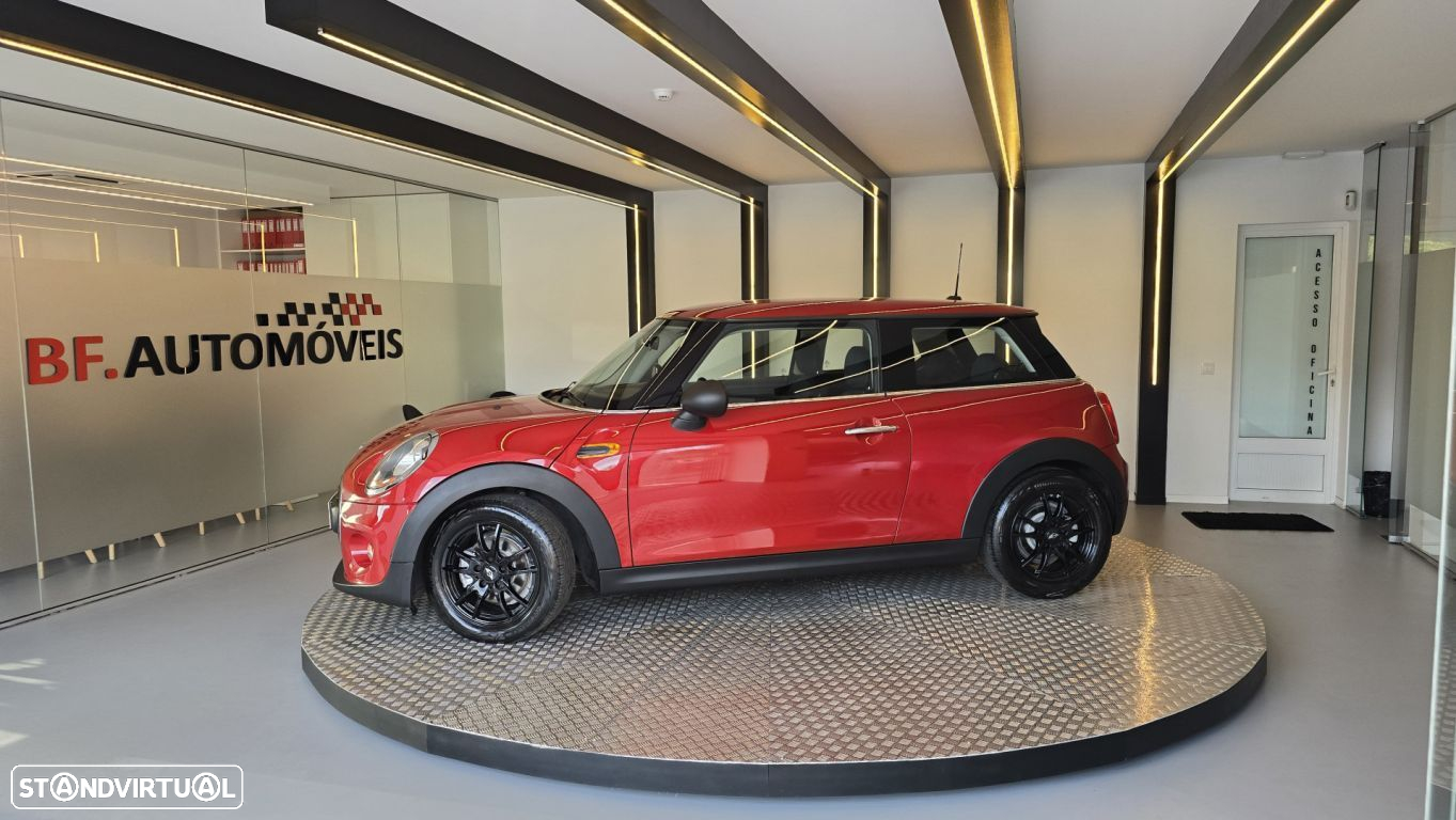 MINI 3 Portas One - 2
