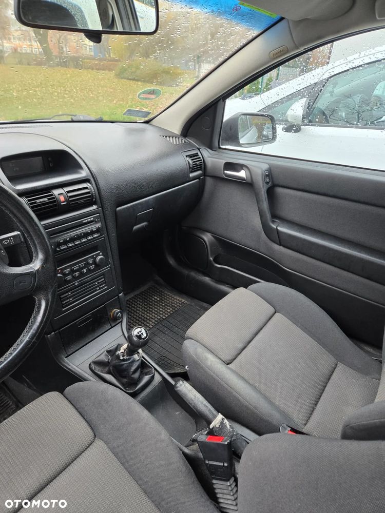 Opel Astra II 1.8 Comfort - 11