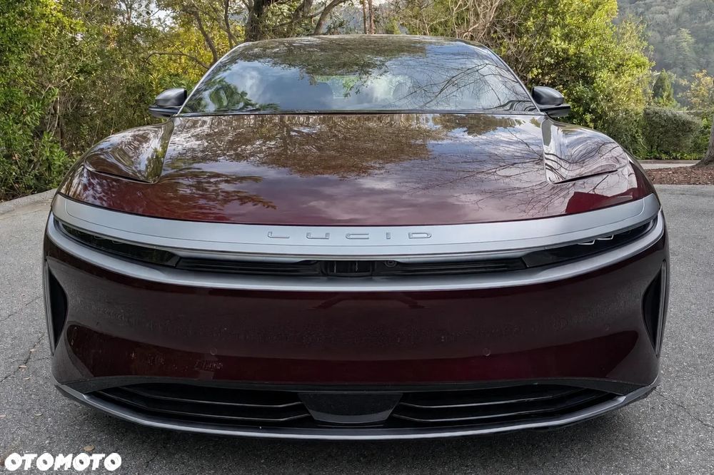 Lucid Air - 8