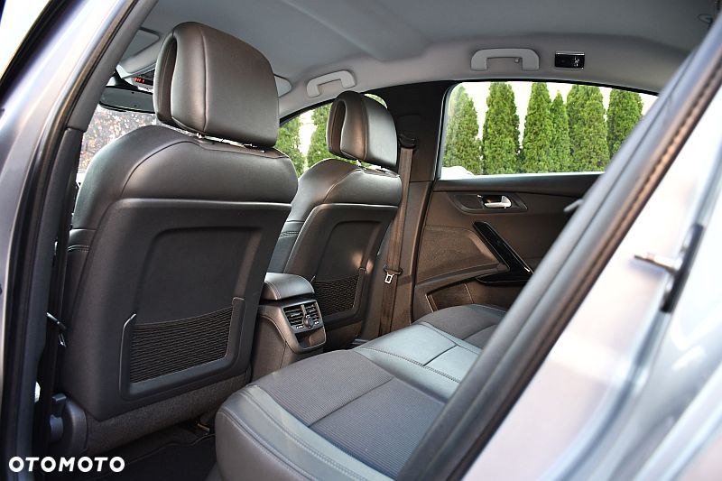 Peugeot 508 1.6 e-THP Allure S&S - 19