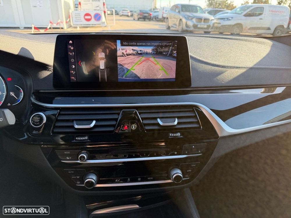 BMW 520 d Pack M Auto - 12