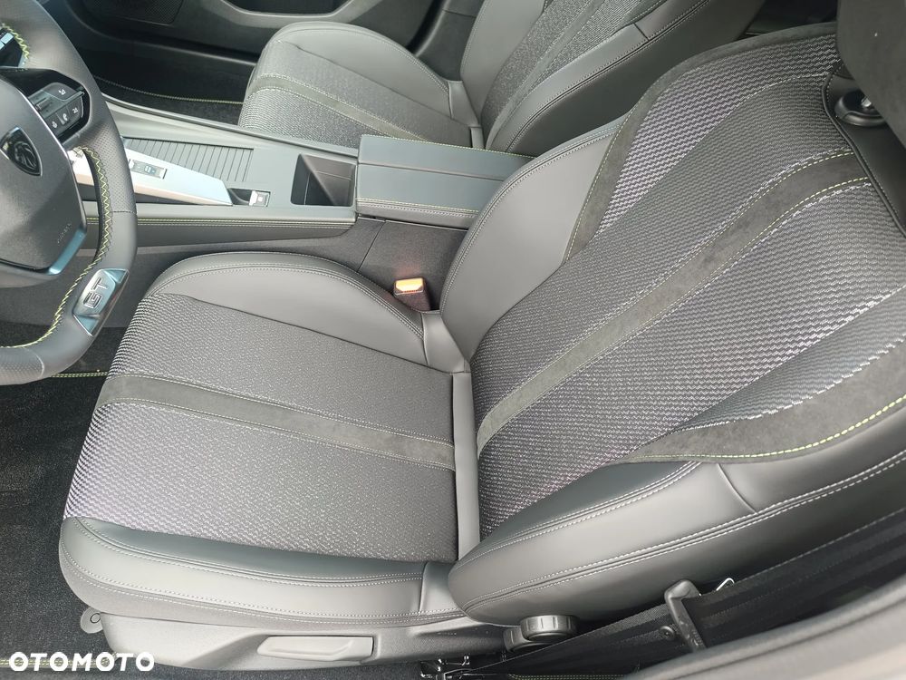 Peugeot 308 1.5 BlueHDi GT S&S EAT8 - 23