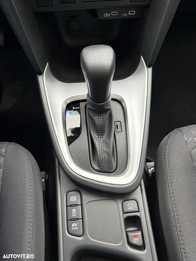 Toyota Yaris Cross 1.5 VVT-i HSD 4x2 Active - 24