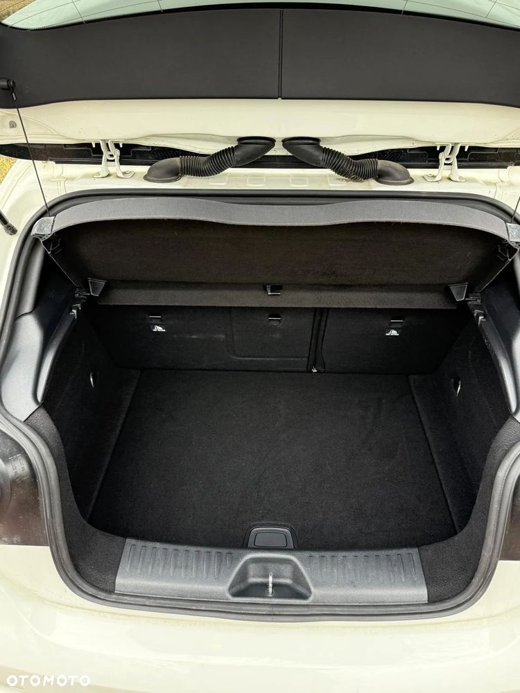 Mercedes-Benz Klasa A 250 4Matic 7G-DCT AMG Line - 14