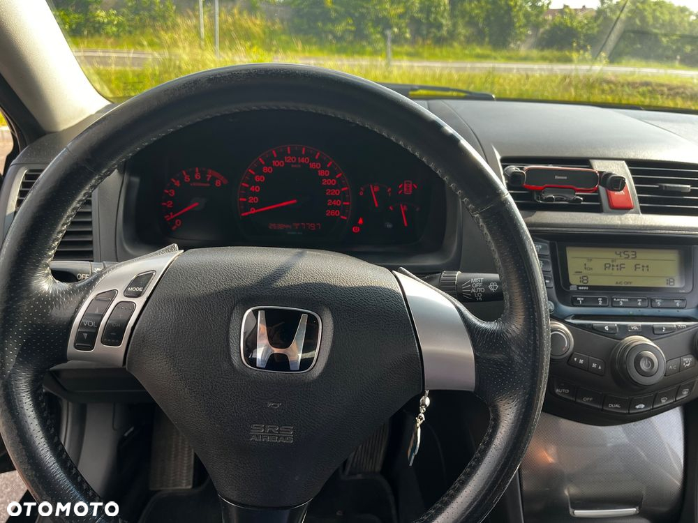 Honda Accord Tourer 2.0 i Sport - 16