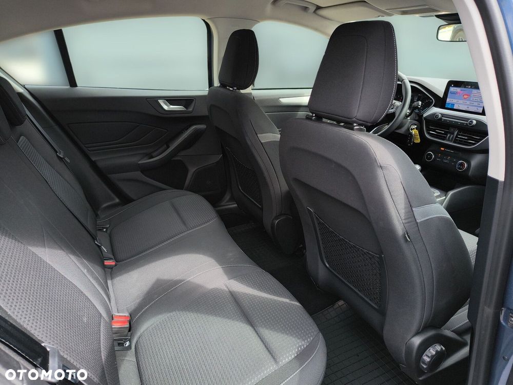 Ford Focus 1.0 EcoBoost Trend - 21