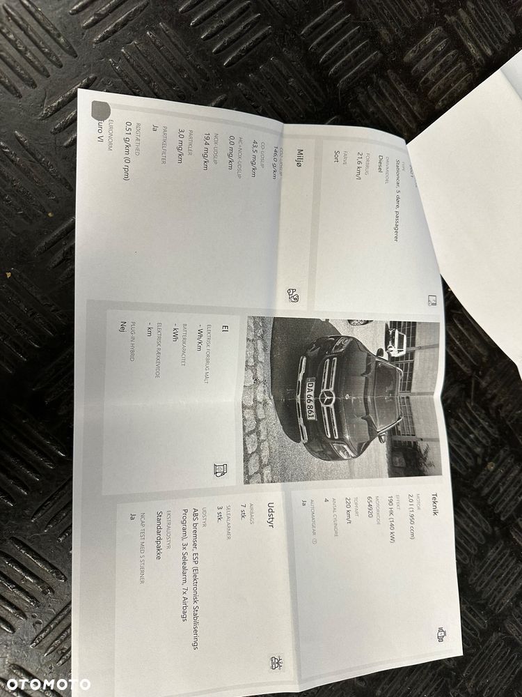 Mercedes-Benz GLB - 27